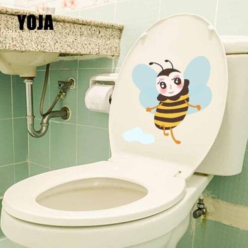 YOJA 20.8X22.9CM Intereting Wall Stickers Sweet Little Bees Flying In The Sky Bedroom Home Decor Toilet Seat Decal T5-0851