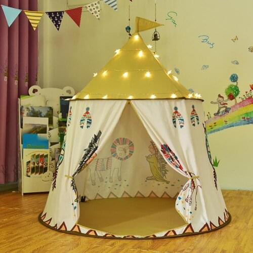 Kid Tent House Portable Princess Castle 123*116cm Present Hang Flag Children Teepee Tent Play Tent Birthday Christmas Gift