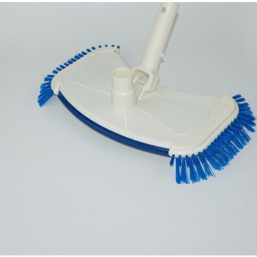 Swimming pool suction head sewage suction sewage pool sewage pool cleaning tool with a brush within the curved suction head