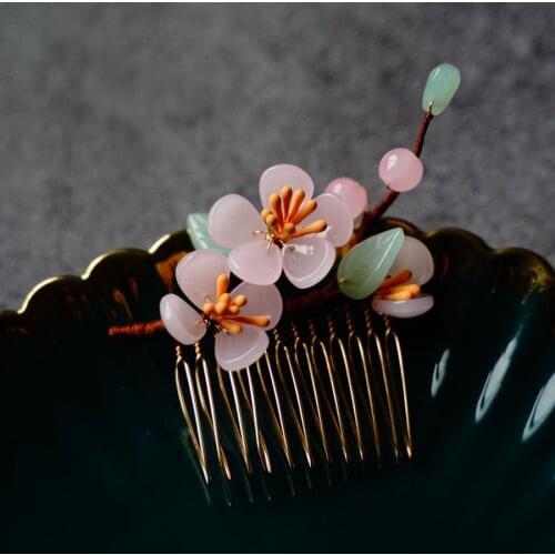 2021 New Beach Headpieces Peach Blossom Flower Leaf Hair Combs Pins Brides Hairpins Headdress Wedding Accessories Bridal Jewelry