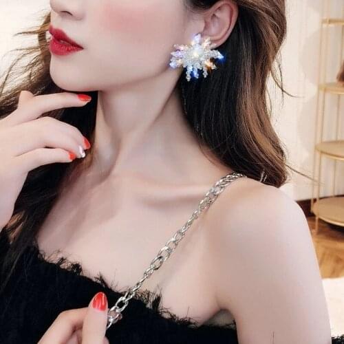 New Korean Luxury Crystal Flower Stud Earrings For Women Fashion Elegant Bijoux Wedding Oorbellen Party Jewelry