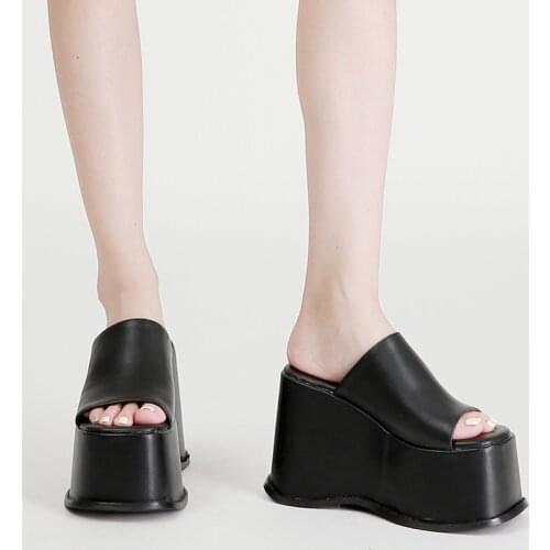 Brand New Ladies High Platform Gothic Cosplay Slippers Wedges High Heels Summer Women Slippers Outdoor Sandal Slides Goth shoes