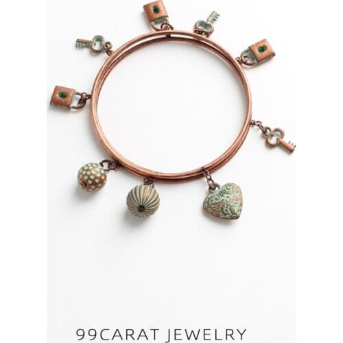 Sumni Bracelets With Pendants