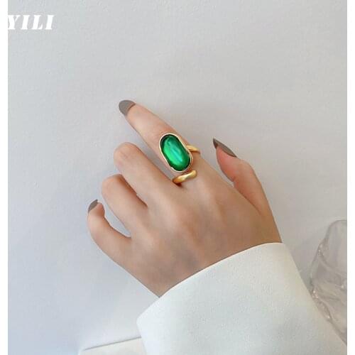 Fashion Oval Green Imitation Gem Opening Rings Korean Geometric Green Crystal Open Ring for Women Girls Luxury Party Jewelry