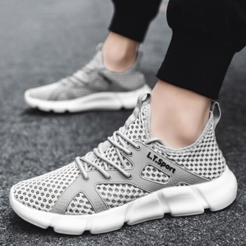 Breathable Summer Running Shoes Light Outdoor Walking Sneakers Quick Dry Beach Shoes Comfortable Cheap Men Jogging Footwear 46
