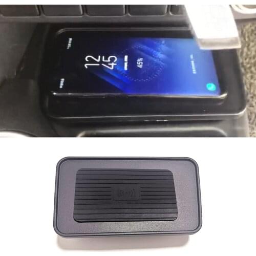 For Toyota RAV4 RAV 4 2016 2017 2018 car accessories mobile phone 10W QI wireless charger phone adapter charging plate