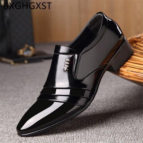 Loafers Men Designer Shoes Luxury Brand Patent Leather Shoes Men 2020 Italian Black Dress Office Shoes Men Formal Zapatos Hombre