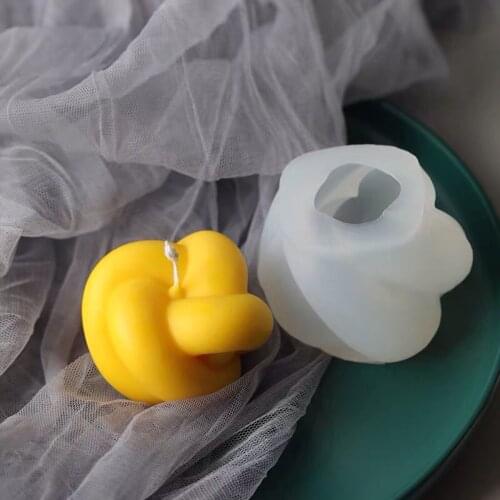 New 3d Silicone Woolen Candle Molds Korean Candle Mold Woolen Ball Design Handmade Soy Candles Making Aroma Wax Soap Molds