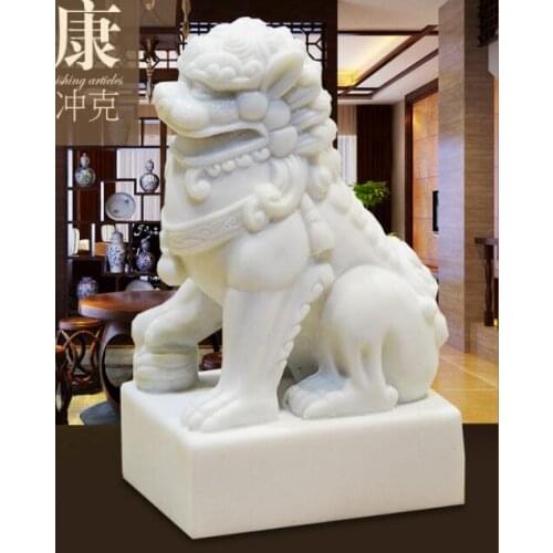 White A pair of male and female lions Living room crafts Creative soft decorations of Home Wine Cabinet Crafts home statues