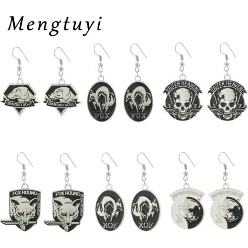 Game Metal Gear Solid 5 Earrings Fox Hound /Outer Heaven Llaveros Metal Drop Earring Skull Animal Game Souvenir Jewelry Gift