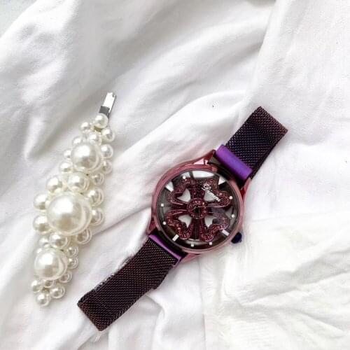 New Stylish Women Spinning Watches Sweet Hearts Flower Rotating Wrist watch Anti Fade Full Purple Milanese Watch Crystals Montre