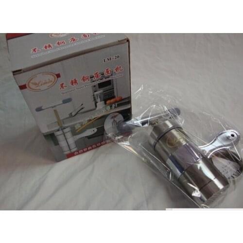 Wholesale Multiple-purpose noodle making machine Manual juicer noodle press Garlic press