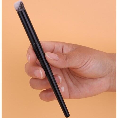 Angled Concealer Makeup Brush Shadow Foundation Liquid Concealer Brush High Quality Synthetic Hair Face Concealer Makeup Tools