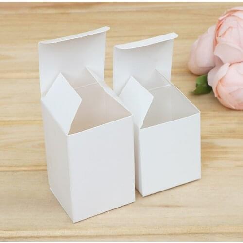 50Pcs Small Cube Packaging Paper Gift Box White Handmade Soap Packaging Box Cheap Kraft Wedding Favour Paper Box