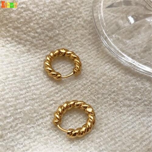 Kshmir 1.7 cm metal weaving cast golden earrings minimalist elegance huggie women earrings clip-on earrings ladies present