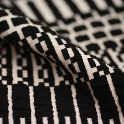 Fashion Jacquard Fabric 145cm Wide Piano Stripe Cotton Jacquard Fashion Apparel Fabric Brocade Dress Coat Fabric