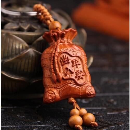 Chinese Peach Wood Carved Safe And Good Luck Animal Pixiu Brave Troops Money Bag Exquisite Car Key Chain Pendant