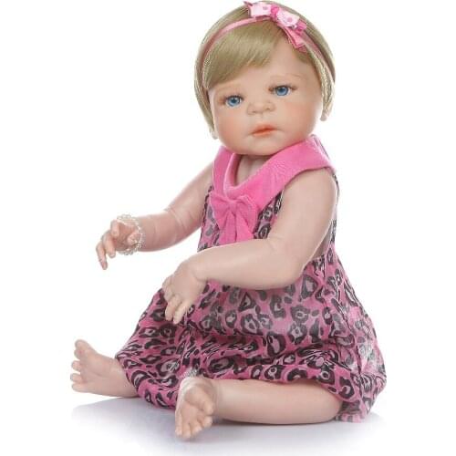 Open eyes girl doll reborn baby with blond hair Realistic Alive Princess Babies Doll so cute for children Favorite gift bath toy