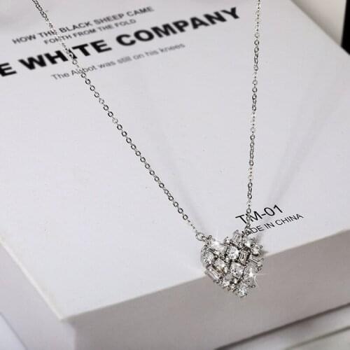 Utimtree Trendy Top Shiny Cubic Zircon Heart Pendants Necklaces for Wedding Engagement Jewelry Clavicle Chain Chokers