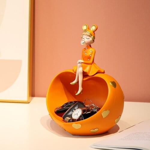 Cute Resin Modern Girl Statue Home Furnishing Crafts Decoration Cafe Room Table Figurines Wedding Gift Storage Plate Accessories