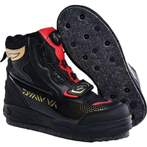 2020 New Type of Fishing Shoes mens shoes Waterproof Skid-proof Reef-climbing Shoes Air-permeable and Warm-keeping