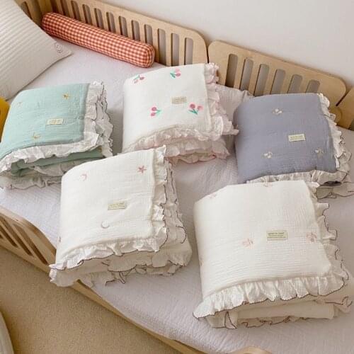 Korean Muslin Kids Bed Quilt with Ruffles Cherry Embroidery Soft Cotton Gauze Summer Quilts for Children Baby Bedding Quilts