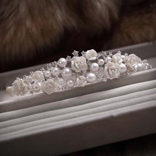 TREAZY Gorgeous Ivory Pearl Crystal Ceramic Flower Wedding Crown Tiara Bridal Hair Jewelry Women Hair Accessories