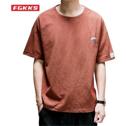 FGKKS Summer Loose T Shirt Men Solid Cotton Linen Exquisite Embroidery Korean Youth Short-Sleeved Mens Casual T-shirts