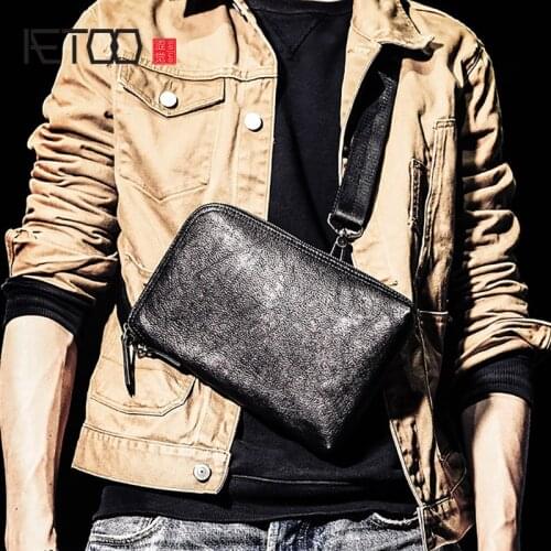 AETOO Simple multi-functional leather cross-body bag for men, casual top layer cowhide chest bag, fashionable men with a bag