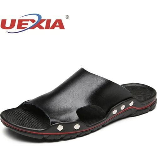 Designer Flip Flops Slide Men Summer 2021 NEW Fashion Beach Slippers Anti Slip Leather Solid Shoes Outdoor Beach Rivet Classics