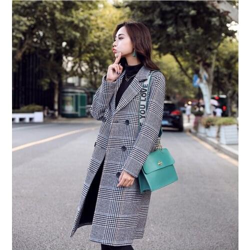 Fashion plaid woolen coat women fall winter New high-quality Plus size Double breasted Casual thick plaid woolen coat women