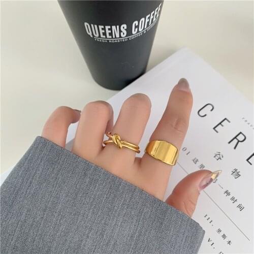 YUN RUO New Arrival 316 L Titanium Steel Korean Fashion Simple Gold Knot Ring Geometric Cross Glossy Jewelry Water Proof