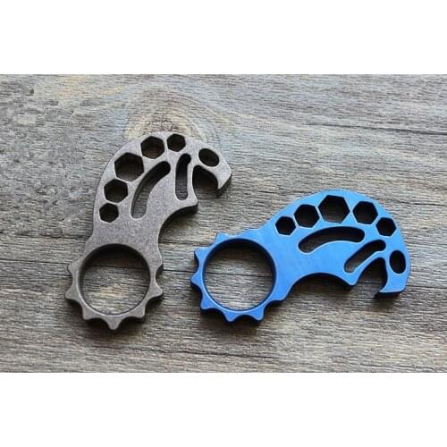 1PC TC4 Titanium Alloy Egyptian Pharaoh Cobra Bottle Opener Hex Wrench Combination Tool EDC Self-defense Multifunction Tools