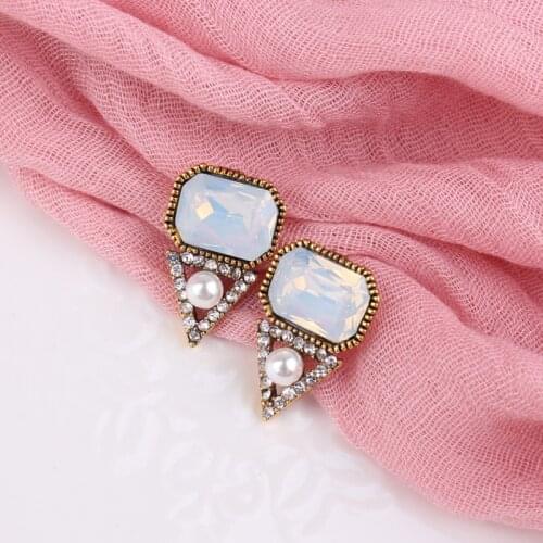 LUBOV 10 Colors Square Crystal Stone Piercing Earrings Imitation Pearl Rhinestone Inlaid Triangle Metal Stud Earrings for Women