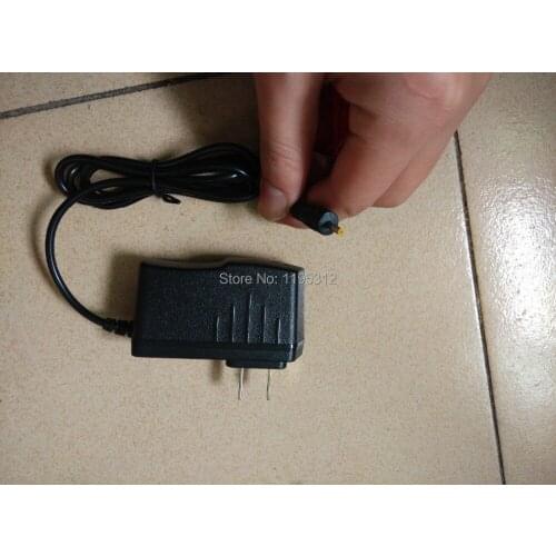 Universal 2.5mm US Plug Power Adapter AC to DC Charger 5V 2A for Tablet PC
