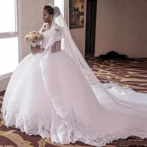UVRCOS Lace Wedding Dresses