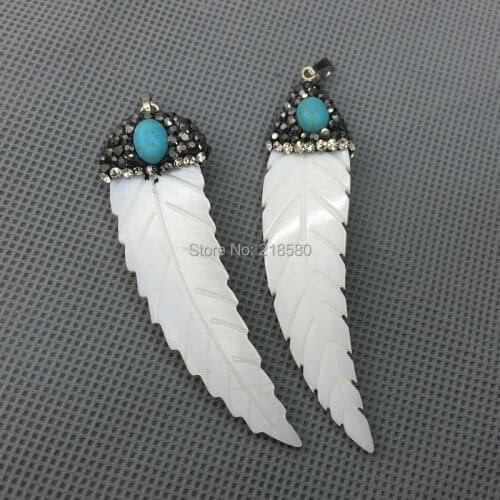 M51127413 Shell Horn Pave Pendant Shell Leaf Charm with CZ Pave Cap and Howlite Beads Accent