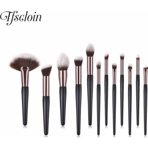 Brushes Classic Black Handle 12Pcs Makeup Brush Set Loose Powder Foundation Eyeshadow Lip Highlighter Brush Cosmetic Tool