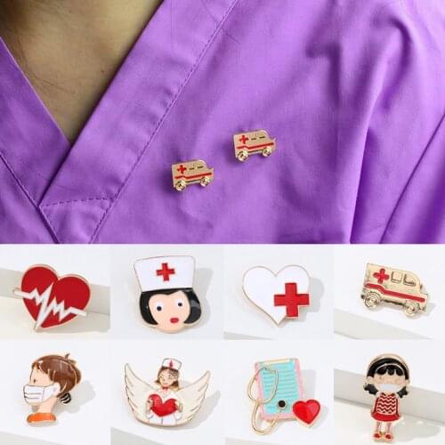 Doctor Nurse Pin Medicine Enamel Pins Syringe Injector Stethoscope Brooch Jeans Jackets Lapel Pin Badge Men Women Jewelry Gifts