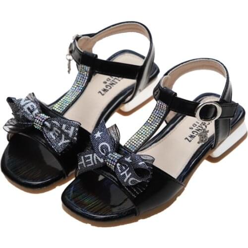 Childrens Leathers Shoes Girl Sandals 2020 Summer Bright Anti-slippery Girls Casual Sandals Beach Shoes Flat Princess Shoes
