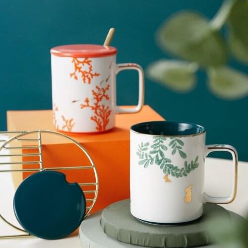 Orange or Green Color Gold Inlay Ceramic Mug with Lip and Spoon Breakfast Cup Milk Cup for Home Office Wholesale