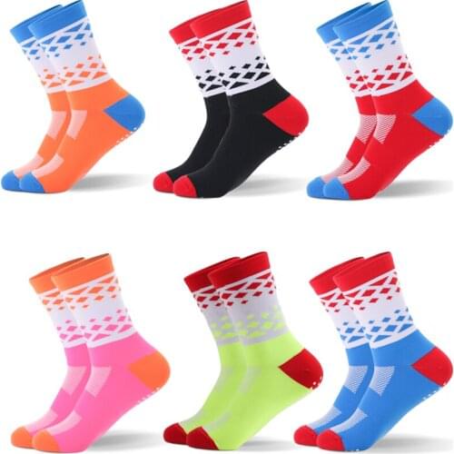2020 High quality Professional sport socks Breathable Road Bicycle Socks Outdoor Sports Racing Cycling Sock 1 Paris