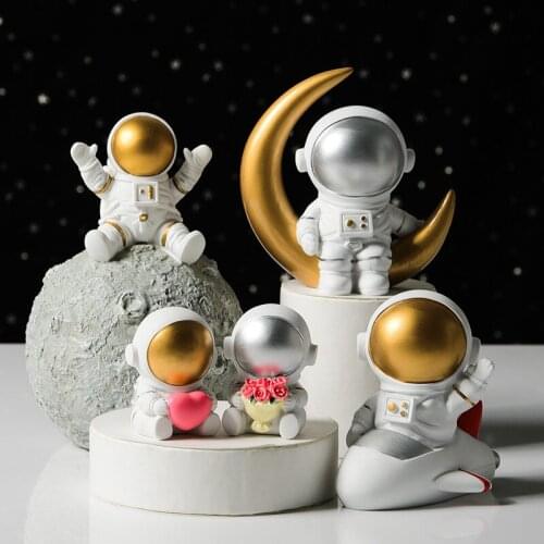 Astronaut Spaceman Creative Statue Car Decor Art Crafts Figurine Abstract Sculpture Home Office Desktop Decoration Ornament Gift