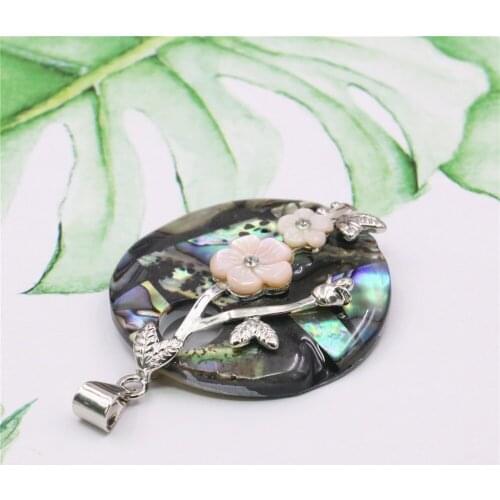 Hot Natural Abalone Shell 40mm Round Carved Pink Flower Pendant Fashion Diy Accessory Womens Jewelry Christmas Gift B1120