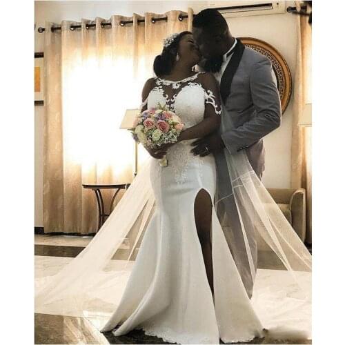 Modest Illusion Long Sleeve Mermaid Wedding Dresses Stain Front Split Africa Wedding Gown Scoop Neck Sweep Train Bridal Dress