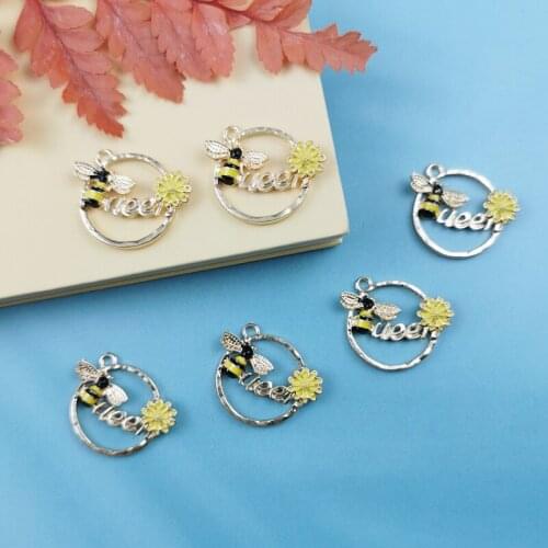 10PCS Alloy Enamel Bee Charms Daisy Flower Animal Round Pendants Necklace Earrings Jewelry DIY Accessory Craft Making