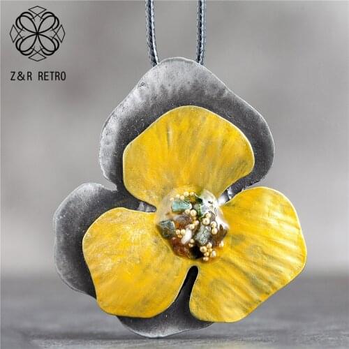 Yellow Flower Pendant Long Necklace for Women Vintage Plant Jewelry Suspension Rope Chains Chokers Wholesale Jewellery 2021 New