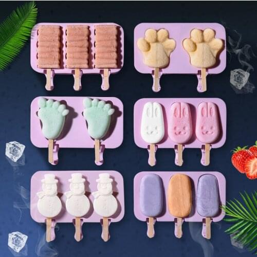Cute Cartoon Ice Cream Mold Silicone Popsicle Mold Reusable BPA-Free Ice Pop Mold With Lids and Sticks