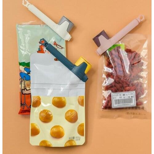 Portable Kitchen Storage Food Snack Seal Sealing Bag Clips Sealer Clamp Kitchen Accessories Plastic Bag Discharge Spout