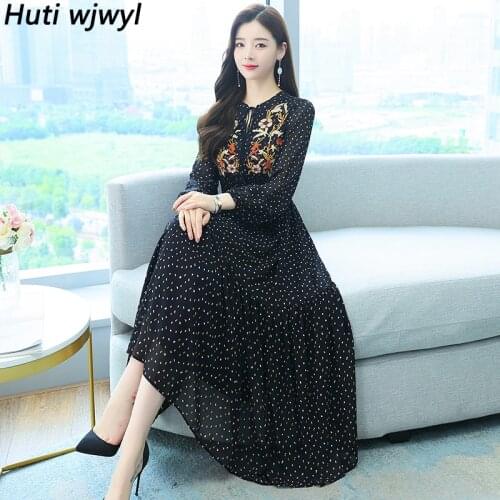 Autumn Winter Women Bodycon Party Pink Long Vestidos Cotton Casual Night Maxi Dress 2021 Vintage Elegant Black Embroidery Dress